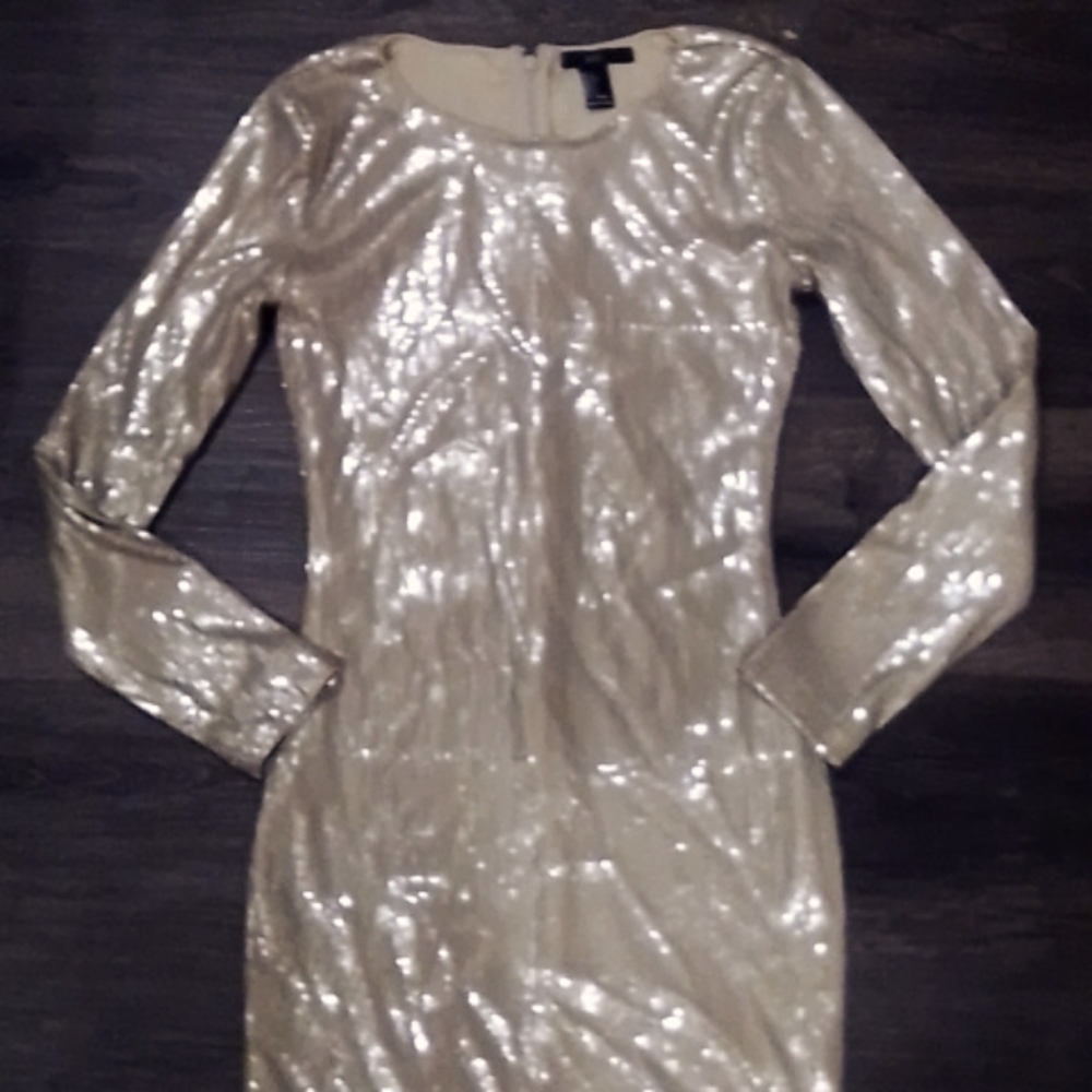 Gold sequin back zipper dress